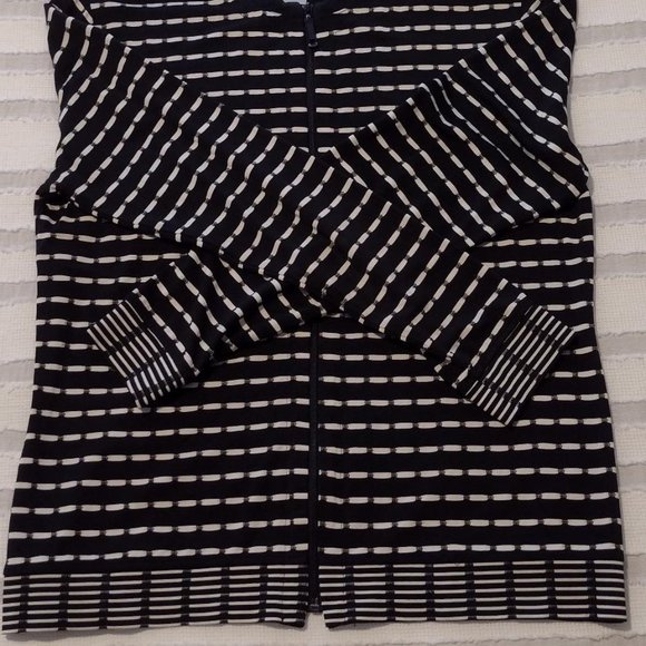 Chicos Travelers Zip up Jacket/Blazer XS EUC - Picture 4 of 5